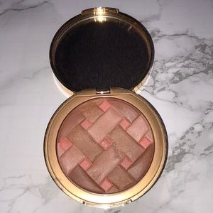 Too faced sweetie pie bronzer